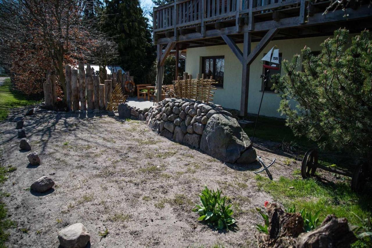 Ferienwohnung-Auf-Ruegen-Fuer-3-Erwachsene-Und-1-Kind-In-Schaprode-Zi6 Zewnętrze zdjęcie